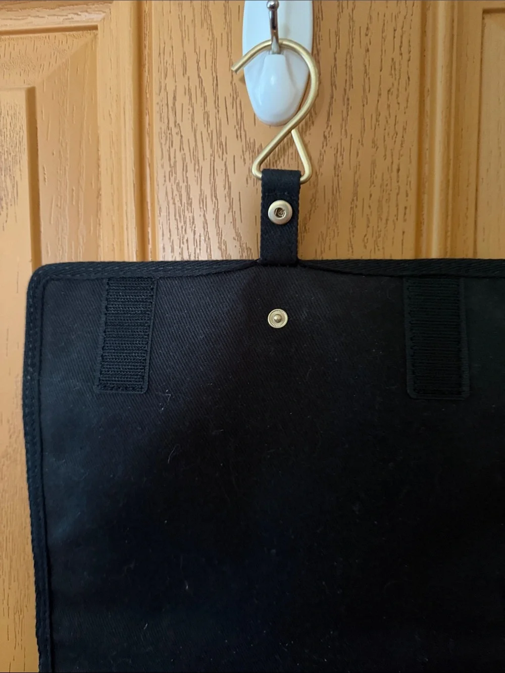 Kate Spade Saturday Toiletry Bag in Black & Cream Geometric Print